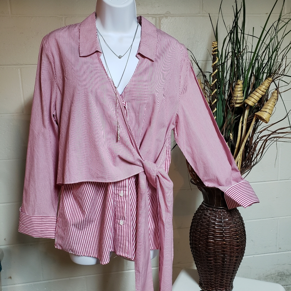💜🌟Who What Where button front shirt